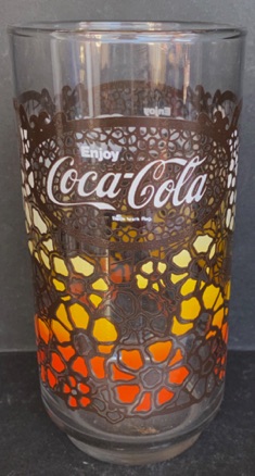 311004-1 € 5,00 coca cola glas bloemen bruin oranje geel D7 H 14,5 cm.jpeg